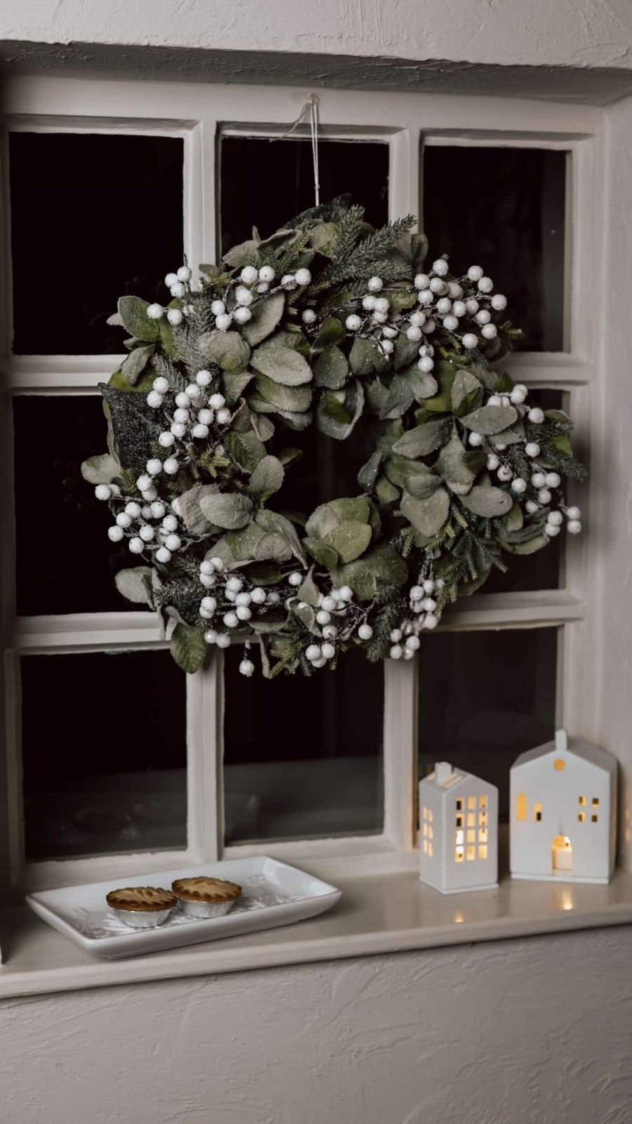 Home Accessories Silver Mushroom Christmas View All Home Accessories | Silver Mushroom Label White Winter Berry Wreath